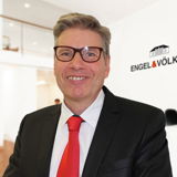 Immobilienmakler Dietmar Kiekebusch von Engel & Völkers Speyer.