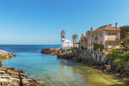 Lighthouse cascais PickYourDay.jpg