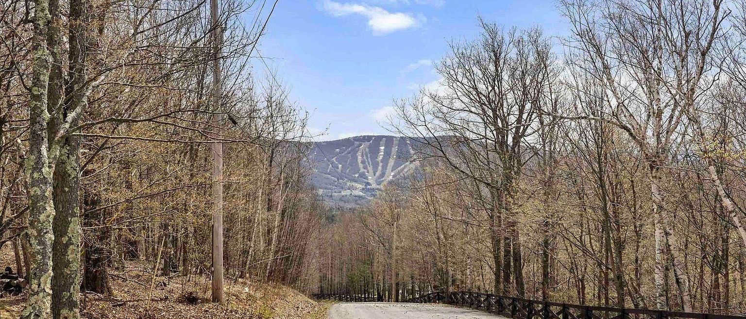 Slideshow image