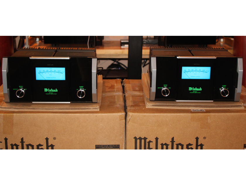 McIntosh MC501  (PAIR) 500 Watt mono amps !
