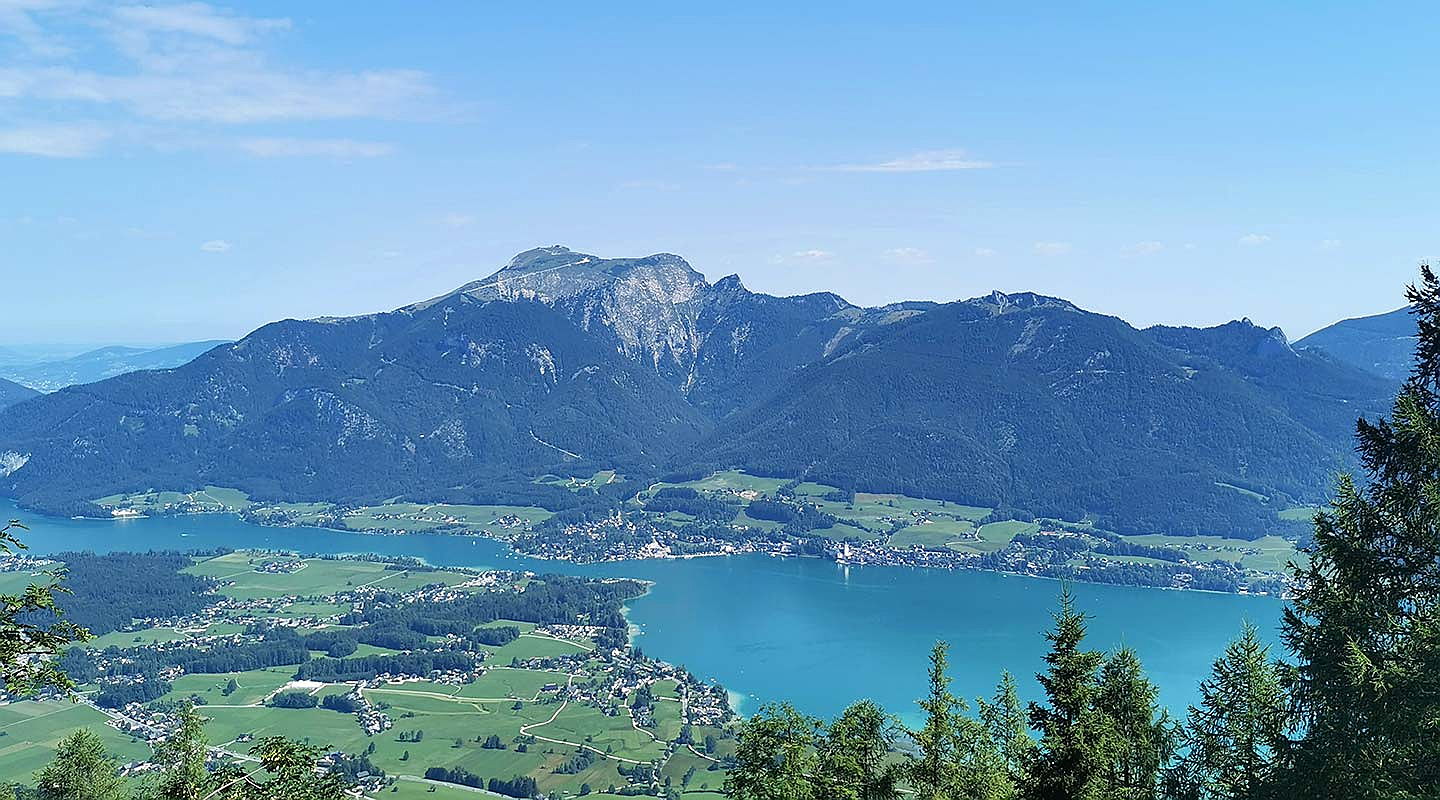  Salzburg
- Wenn Sie Eigentümer eines Bauernhauses, Wohnhauses oder einer Immobilie mit See- und Bergblick im Salzkammergut sind, haben Sie hervorragende Voraussetzungen für einen erfolgreichen Immobilienverkauf.