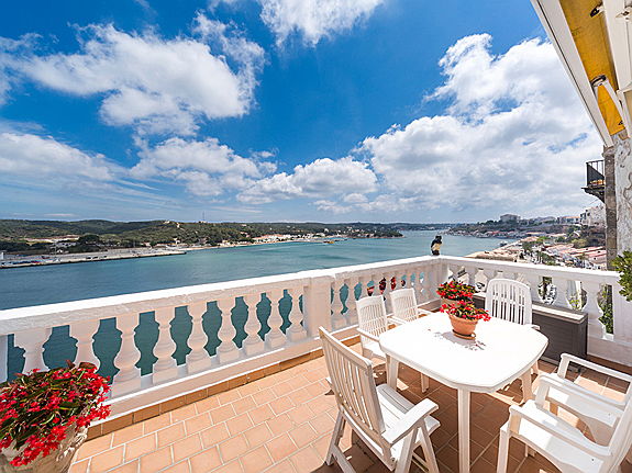  Mahón
- Wonderful apartment with breathtaking view of the harbour for sale in Mahon, Menorca