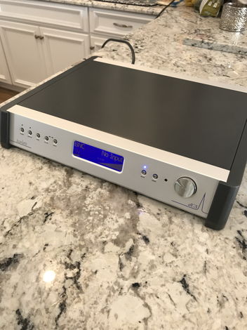 DCS Scarlatti DAC dCS America 1 year warranty