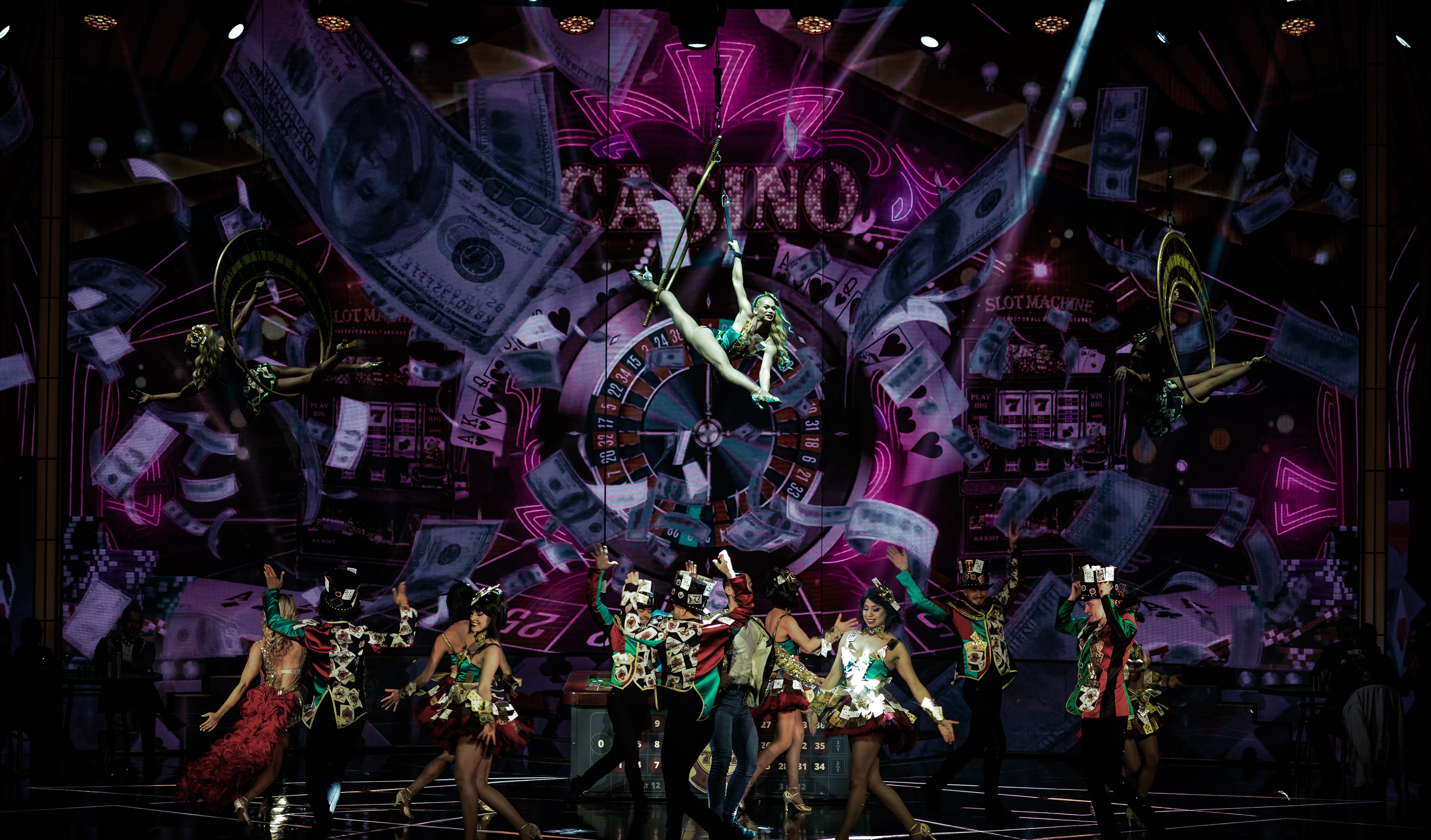 Extravaganza - The Vegas Spectacular Uploaded on 2022-02-17
