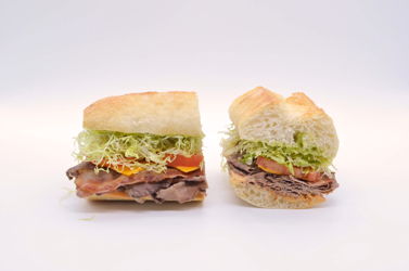 Big Star Sandwich Roast Beef,Bacon,Cheddar,Guacamole