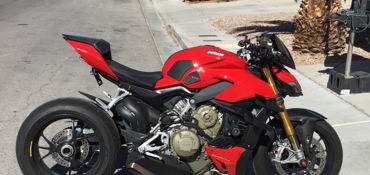 2020 DUCATI STREETFIGHTER V4 S motorcycle for rent near LAS VEGAS, NV