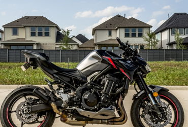 2023 KAWASAKI Z900 ABS motorcycle for rent near Frisco, TX