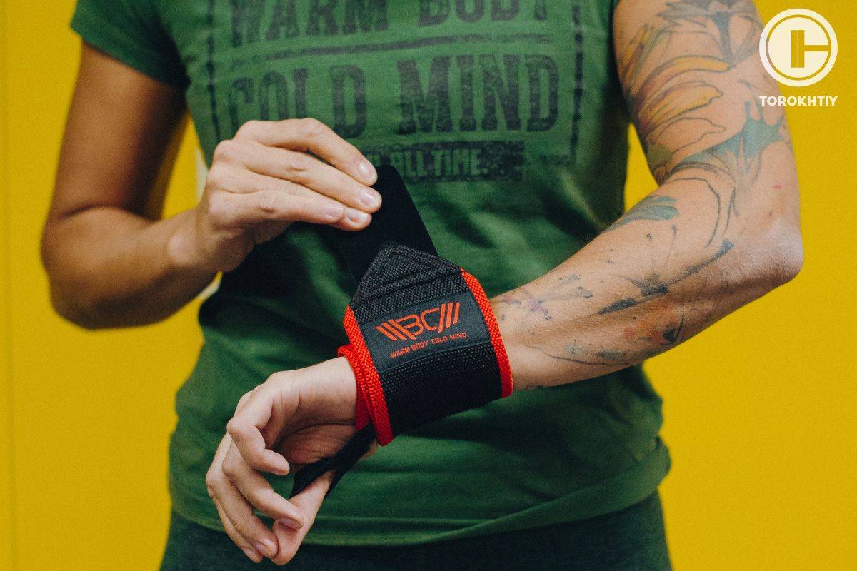 WBCM Elastic Velcro Wrist Wraps