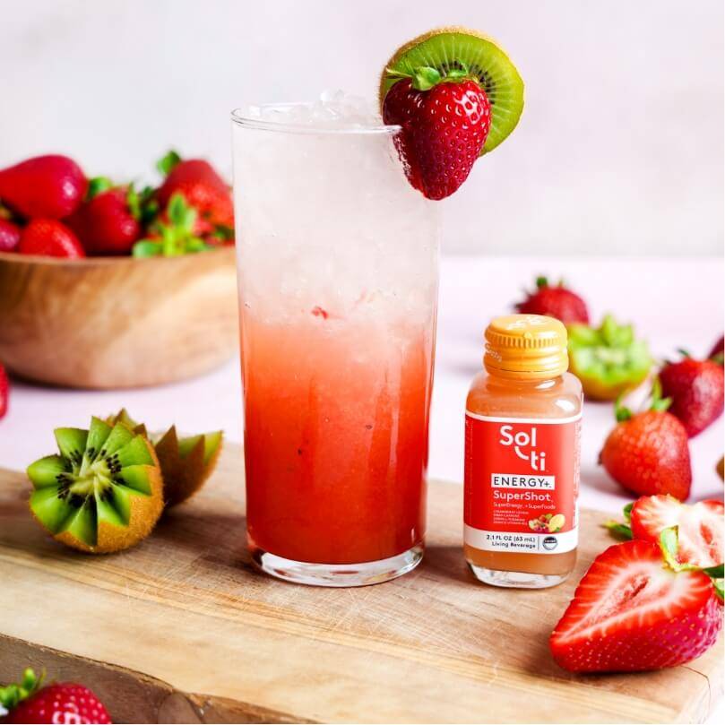 Strawberry Kiwi Mocktail - ENERGY+ SuperShot