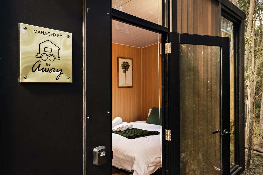 Van Demears Escapes 1 Night Voucher - Image 5