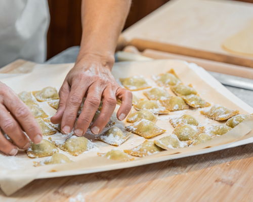 Corsi di cucina Rimini: Sapori della romagna con piadina, pasta e tiramisù