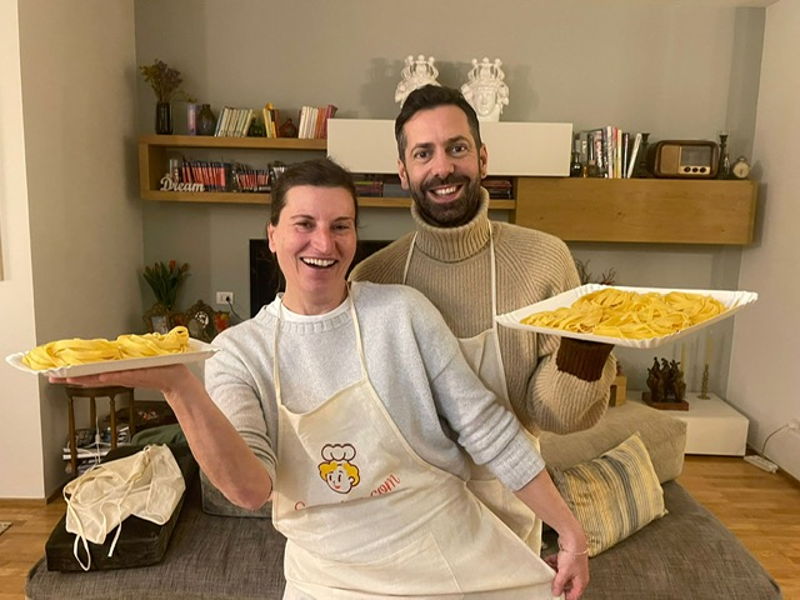 Corsi di cucina Santarcangelo di Romagna: Mani in pasta in Romagna: strozzapreti e piadina