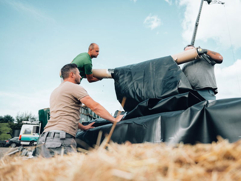 Teamwork on site