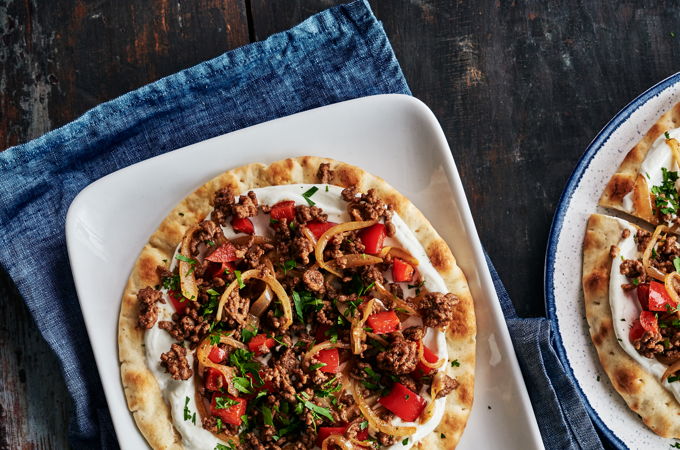 Beef and Bell Pepper Pita Pizzas