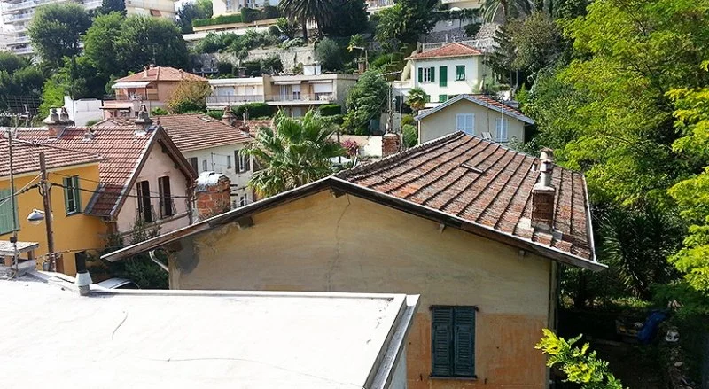 Rénovation de la couverture en tuiles de Marseille d’une résidence du CHU de Nice — photo 3 sur 10 — CEG TOITURE