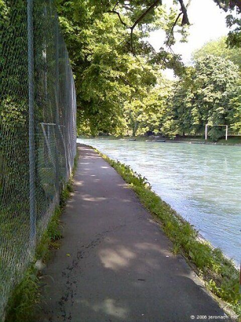Fleuve Aar à Berne 4 - juin 2006
