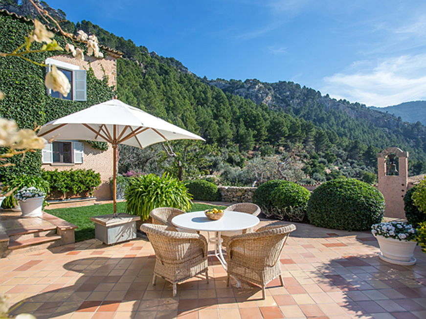  Capri, Italia
- Scoprite gli immobili più belli di novembre, firmati Engel & Völkers!