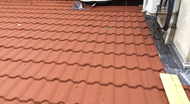 Rénovation d’une toiture en tuiles métalliques à Menton — photo 6 sur 27 — CEG TOITURE