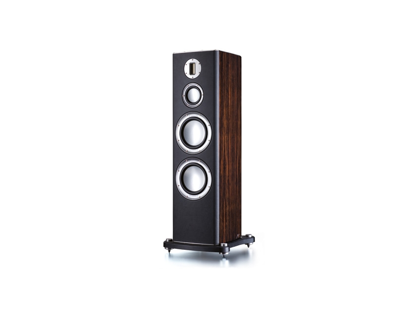 Monitor Audio Platinum PL300 (Gloss Black) (PR) Majestic three-way floor-standing loudspeakers
