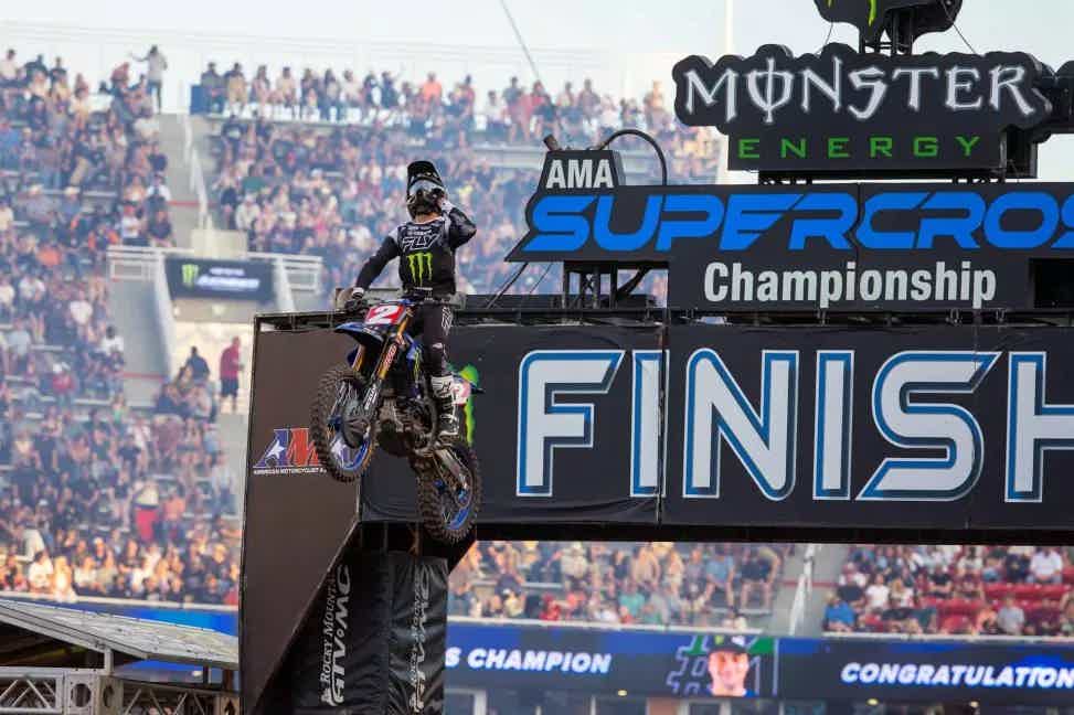 Webb campeon AMA Supercross 450SX 2025.