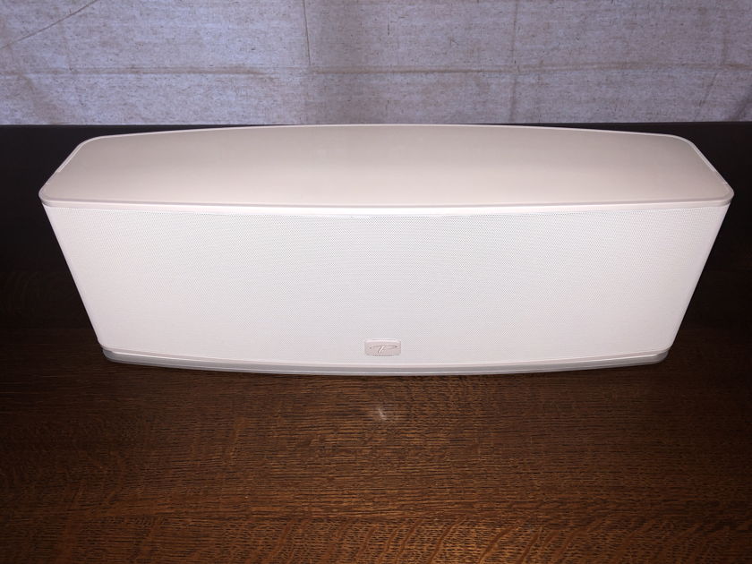 Paradigm PW800 Mint condition wireless speaker