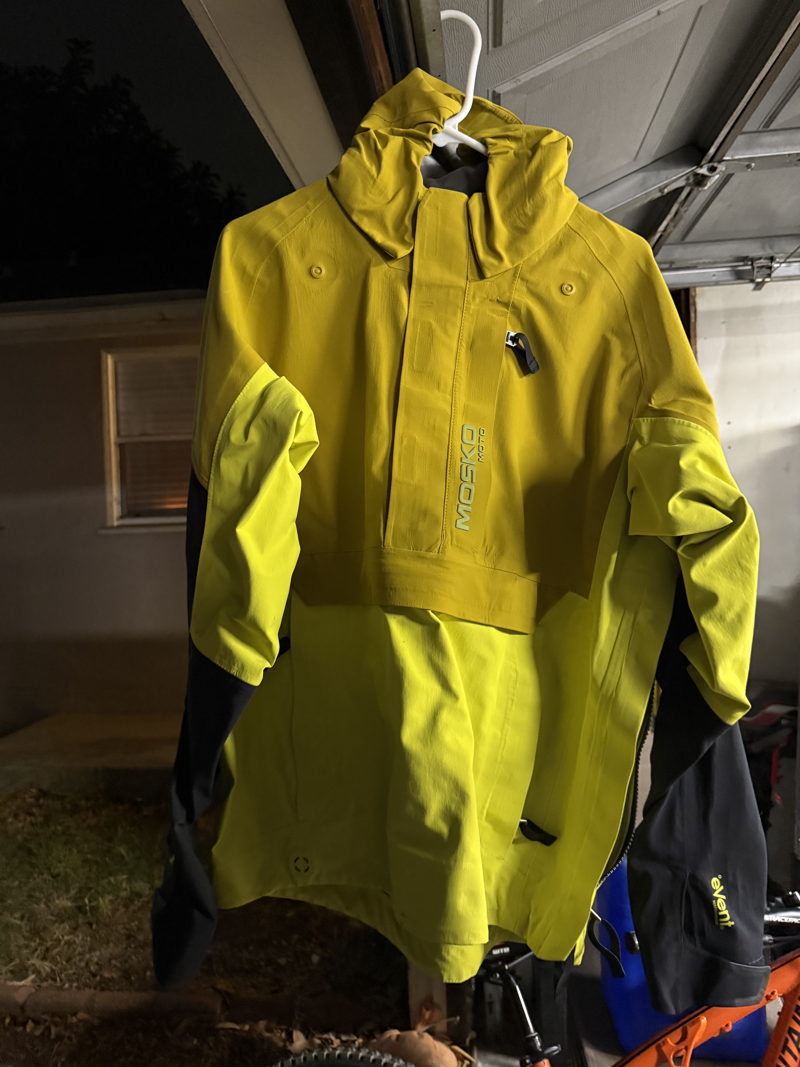 Rak Pullover - $427.00 | Mosko Moto Marketplace