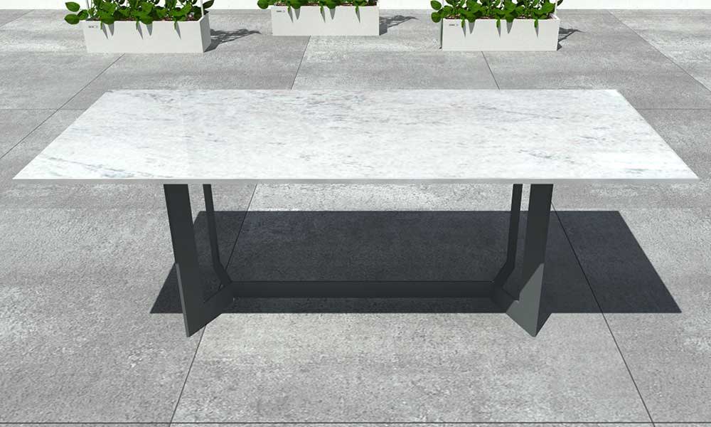 Gartentisch mit Marmorplatte
