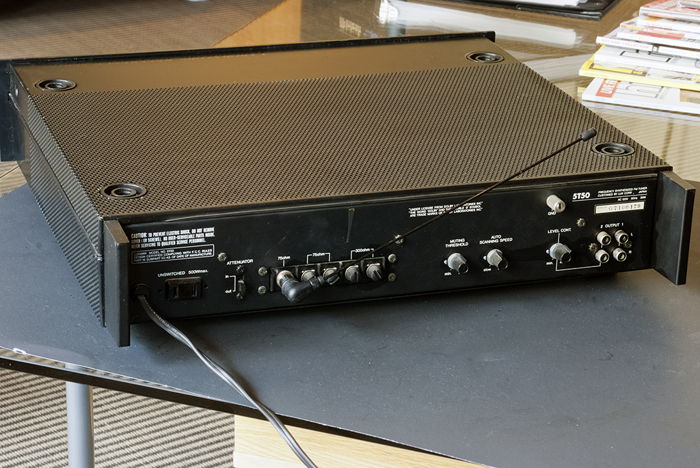 Luxman 5T50 Laboratory Reference Series FM Tuner