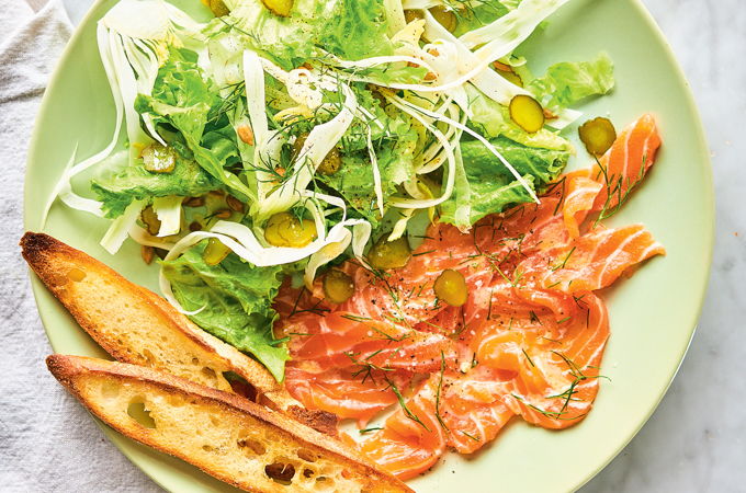 Salade de fenouil et carpaccio de saumon