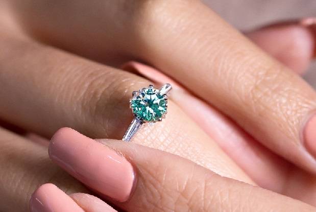 Green blue lab diamond IGI certified from Pobjoy Diamonds