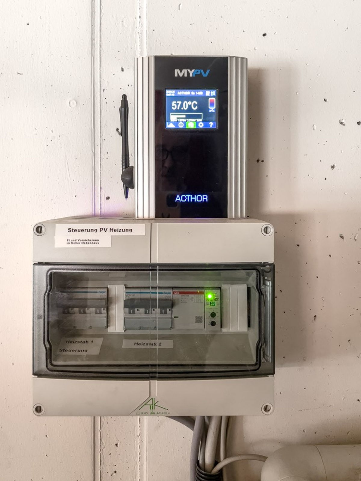 Foto Kundenreferenz Einfamilienhaus Steuerung PV-Heizung