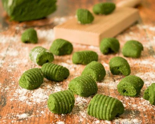 Cooking classes Peschiera del Garda: Italian cuisine: learn how to make gnocchi and tiramisu