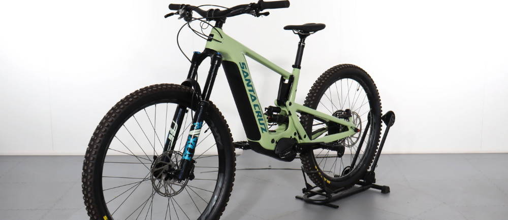 A Santa Cruz Heckler in green