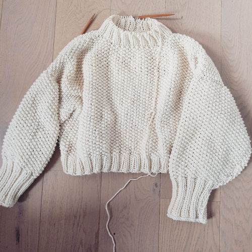 Strickmuster: Einfacher, schäbiger Pullover