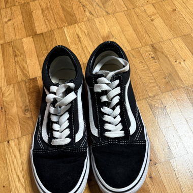 Vans in der Grösse 35. 2-3x getragen.