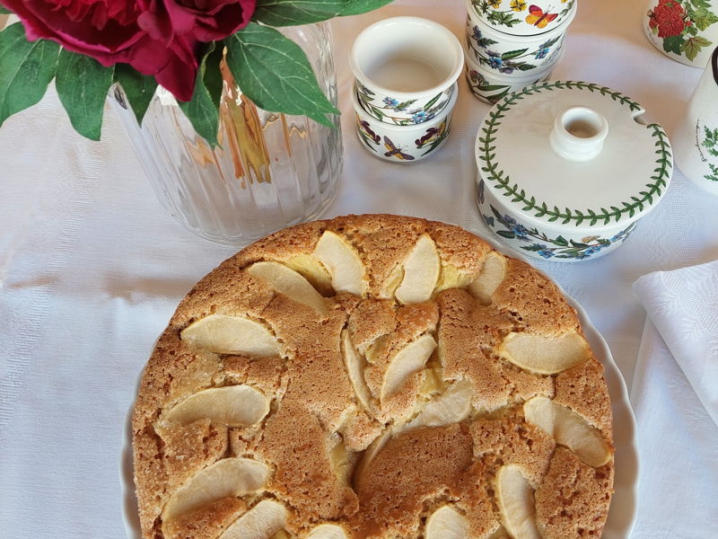 Cooking Classes Campiglia Marittima: Kitchen garden, cooking and relaxation at the pond