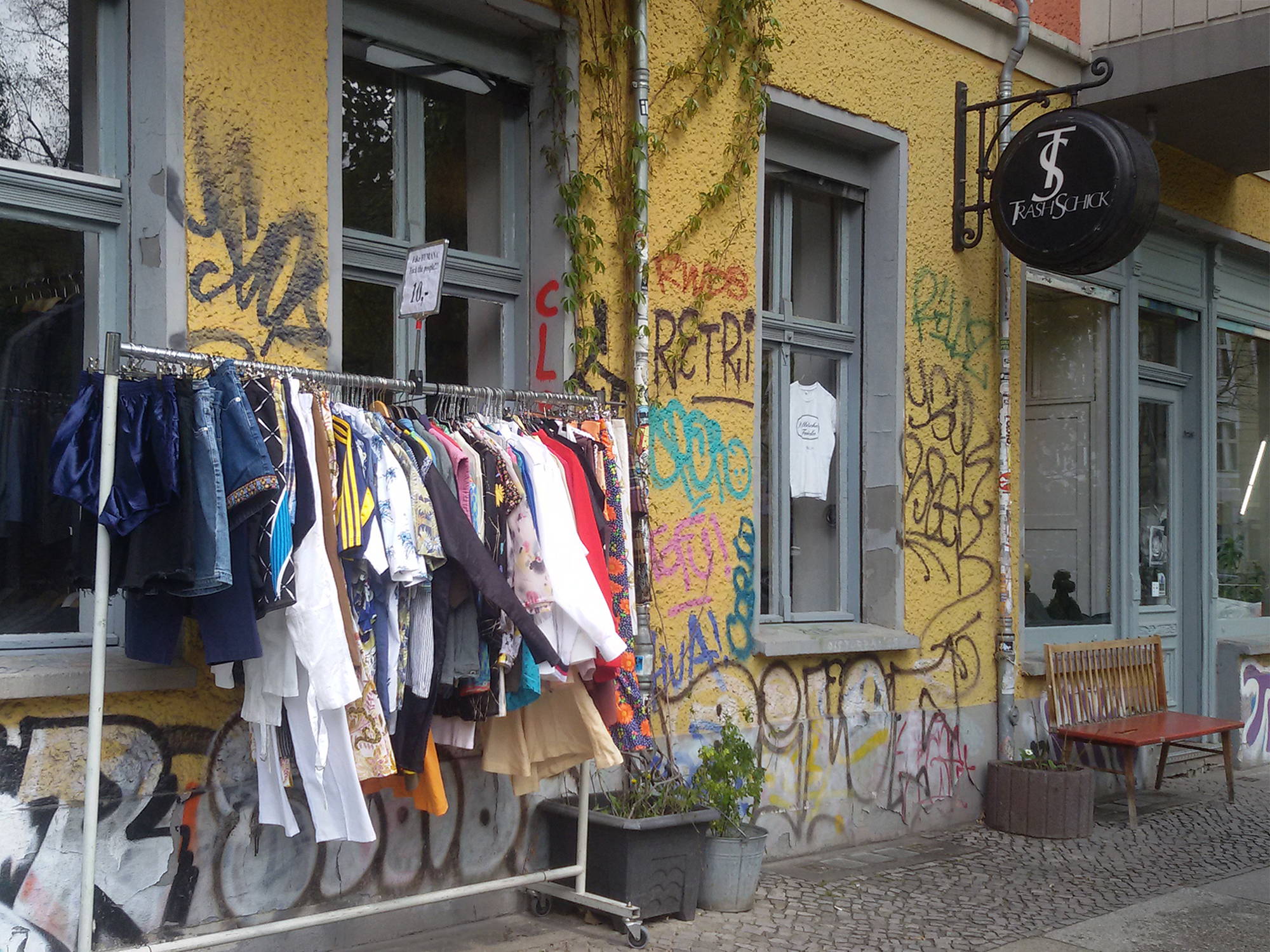 Learn about 5 second-hand shops in Berlin that will have you rocking sustainable street style in no time.