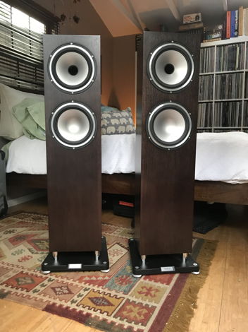 Tannoy Revolution XT8F Full-range speakers