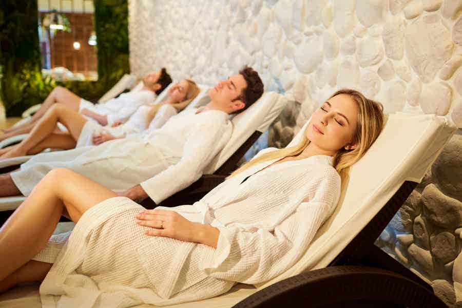 Margaret Island Day Spa Entry Ticket - photo 1