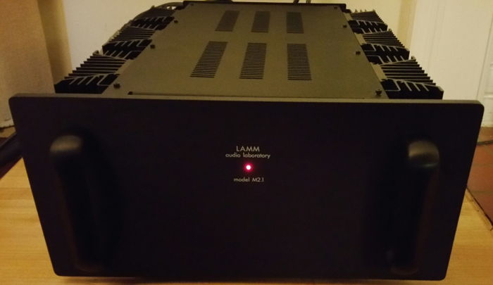 Lamm     M2.1 Monoblocks Hybrid 200w Power Amplifiers
