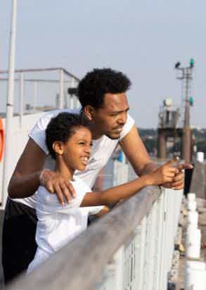 Choose a suitable pier to start your cruise ship