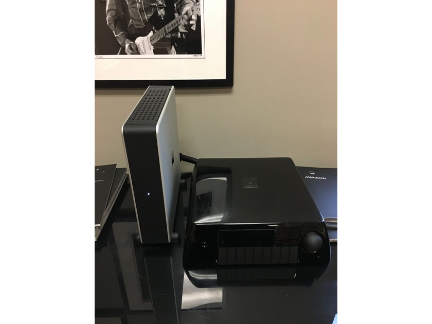 Meridian DSP7200 LV BLACK Digital Speakers