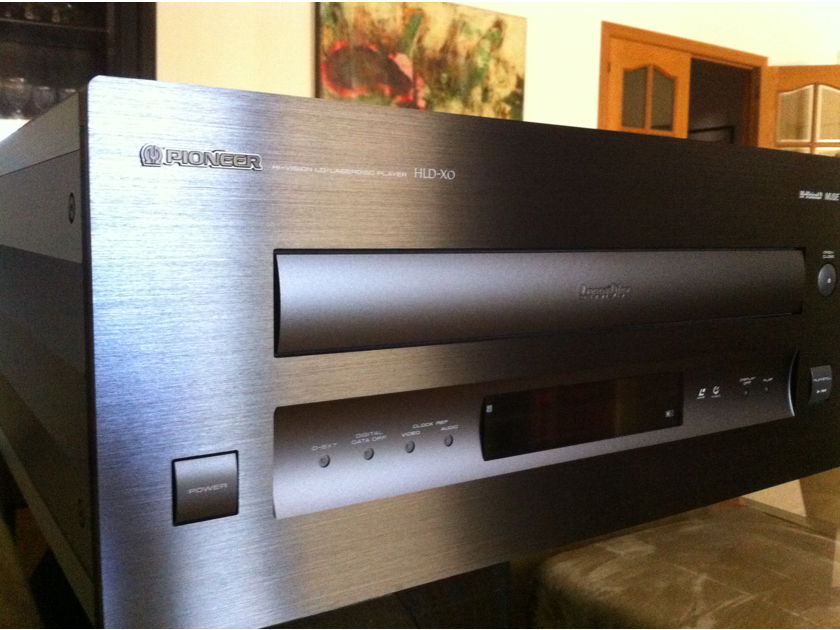 Pioneer  HLD-X0 Muse Hi-Vision HD LD Laserdisc Player