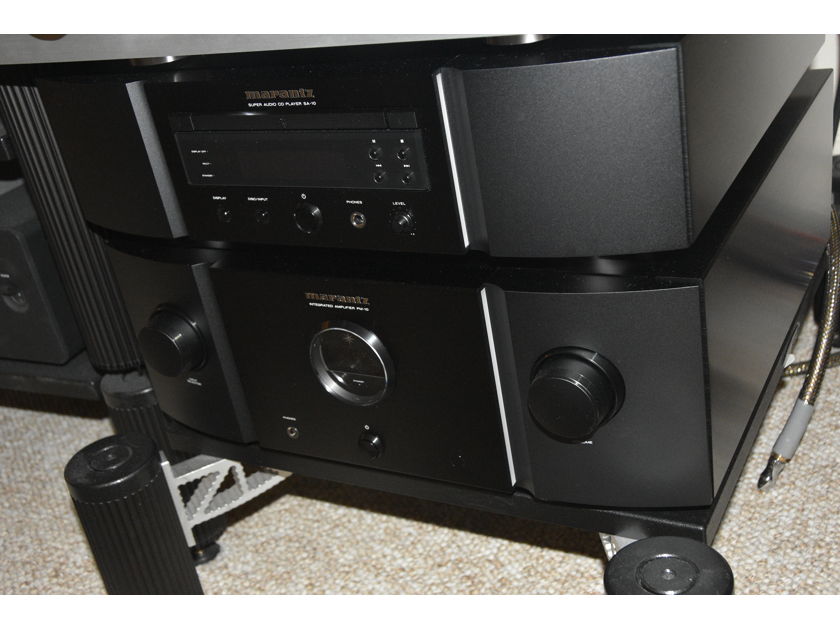 Marantz  SA-10 SACD/CD Player with USB DAC and Digital Inputs