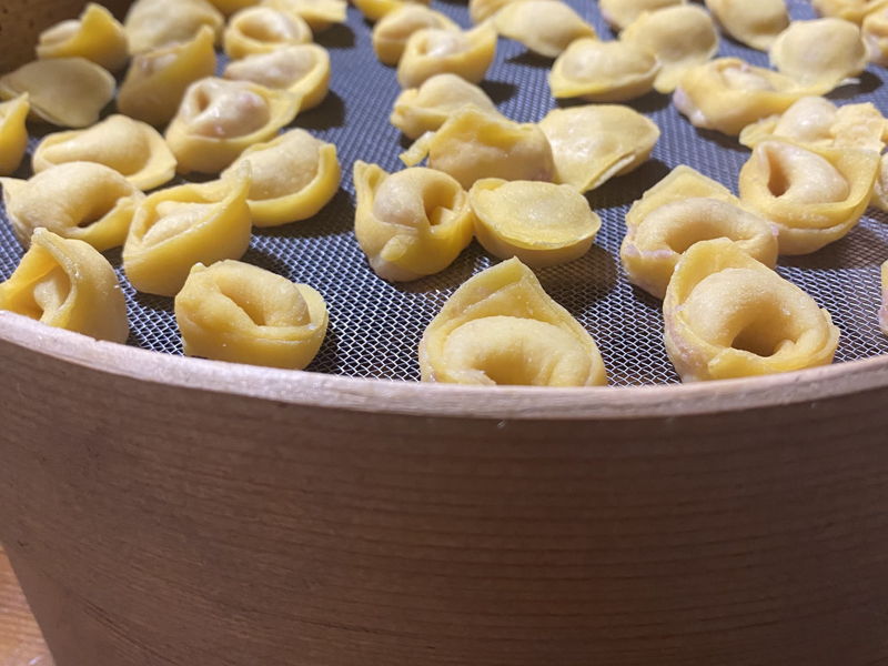 Cooking classes Bargi: Let's learn how to make puff pastry, tortellini and noodles!