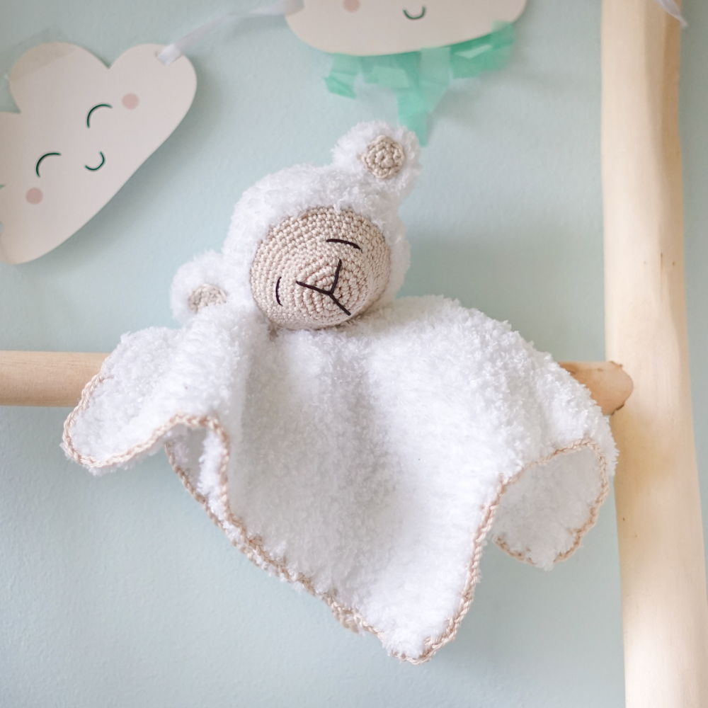 Sleepy Sheep - cuddle cloth