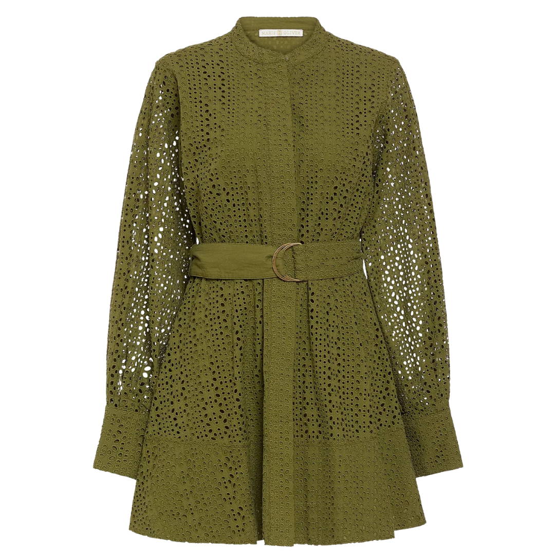 Your one-stop-shop for all things women's apparel in Valdosta, Georgia. Shop top brands like: Crosby by Mollie Burch, Marie Oliver, Trina Turk, Emily McCarthy, Marc Fisher, Dolce Vita, On Running, and so much more all in-store or online. 