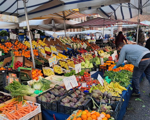 Tour enogastronomici Milano: Milan Market Tour & Cooking Class: pasta and tiramisù