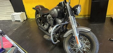 2017 HARLEY-DAVIDSON SOFTAIL SLIM motorcycle for rent near Edmond, OK