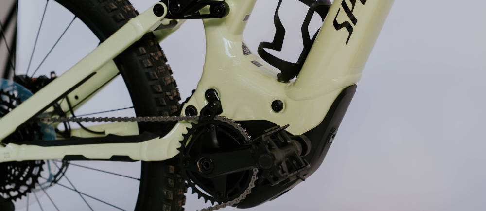 Mid-drive motor of Specialized Levo electric mountain bike